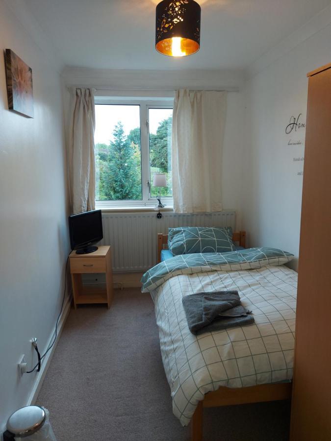 Spacious&Serene Stay near Milton Keynes centre Willen Exterior foto