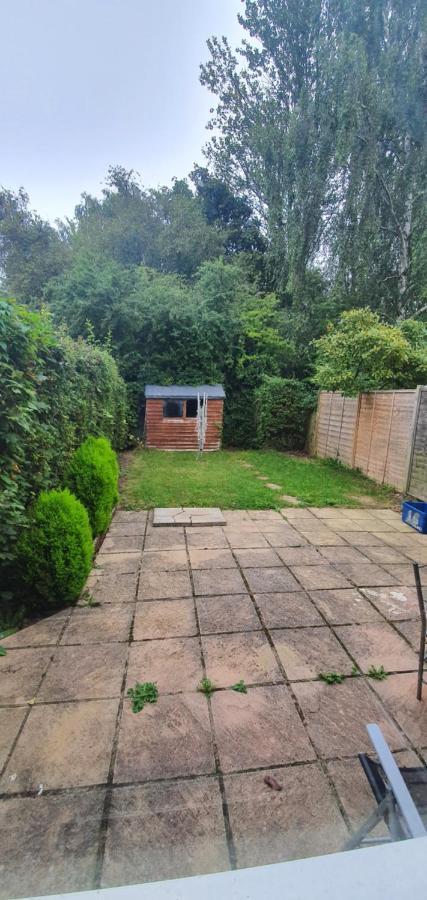 Spacious&Serene Stay near Milton Keynes centre Willen Exterior foto