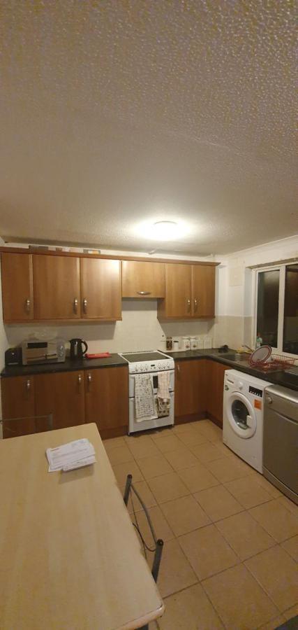 Spacious&Serene Stay near Milton Keynes centre Willen Exterior foto