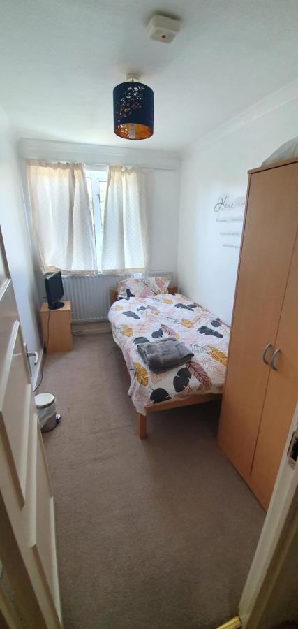 Spacious&Serene Stay near Milton Keynes centre Willen Exterior foto