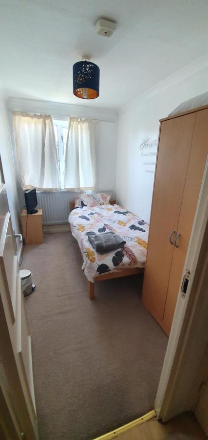 Spacious&Serene Stay near Milton Keynes centre Willen Exterior foto