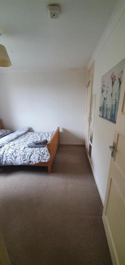 Spacious&Serene Stay near Milton Keynes centre Willen Exterior foto